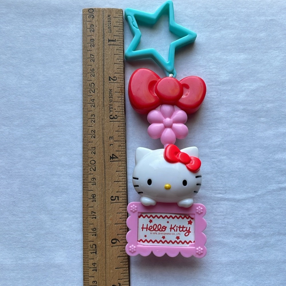 Hello Kitty Collectable - Picture 5 of 5